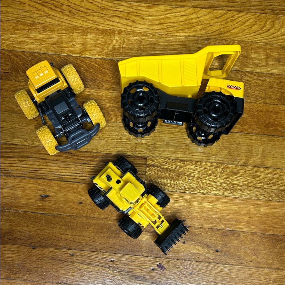 Yellow Construction Toy Vehicle Set